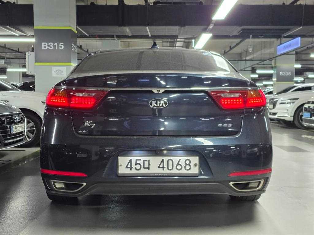 KIA K7 - Vista 5