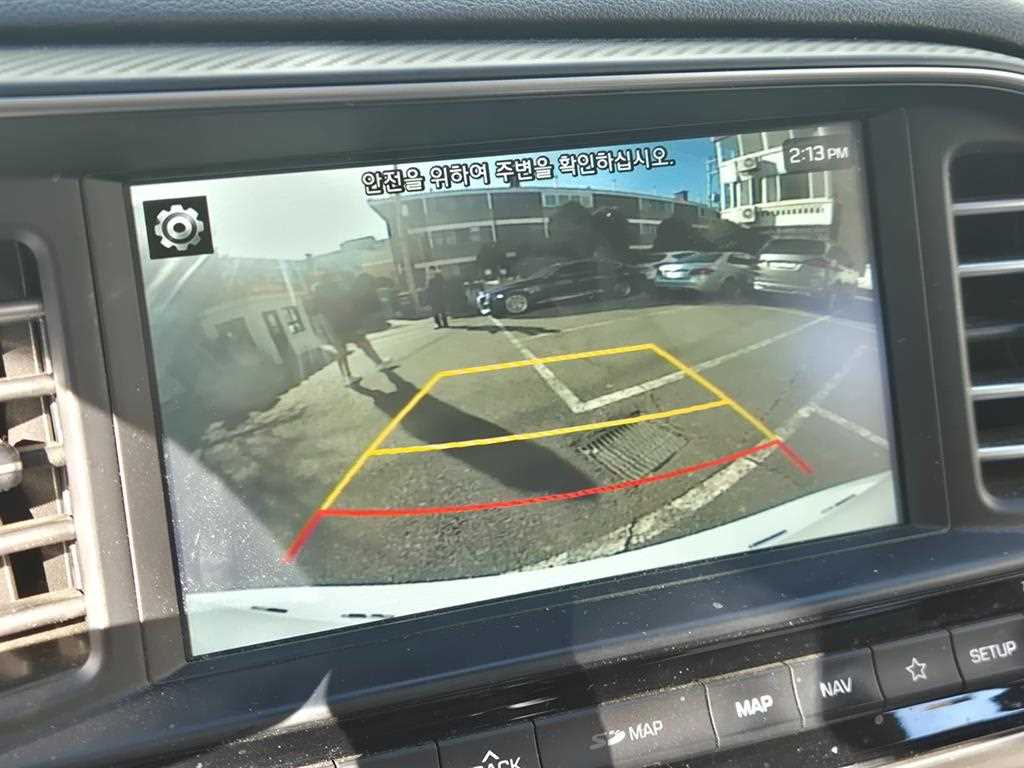 HYUNDAI Avante - Vista 9