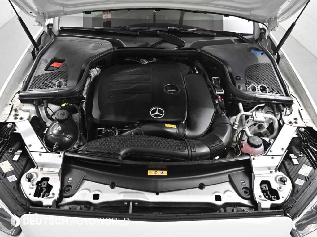 Mercedes Benz E class - Vista 6