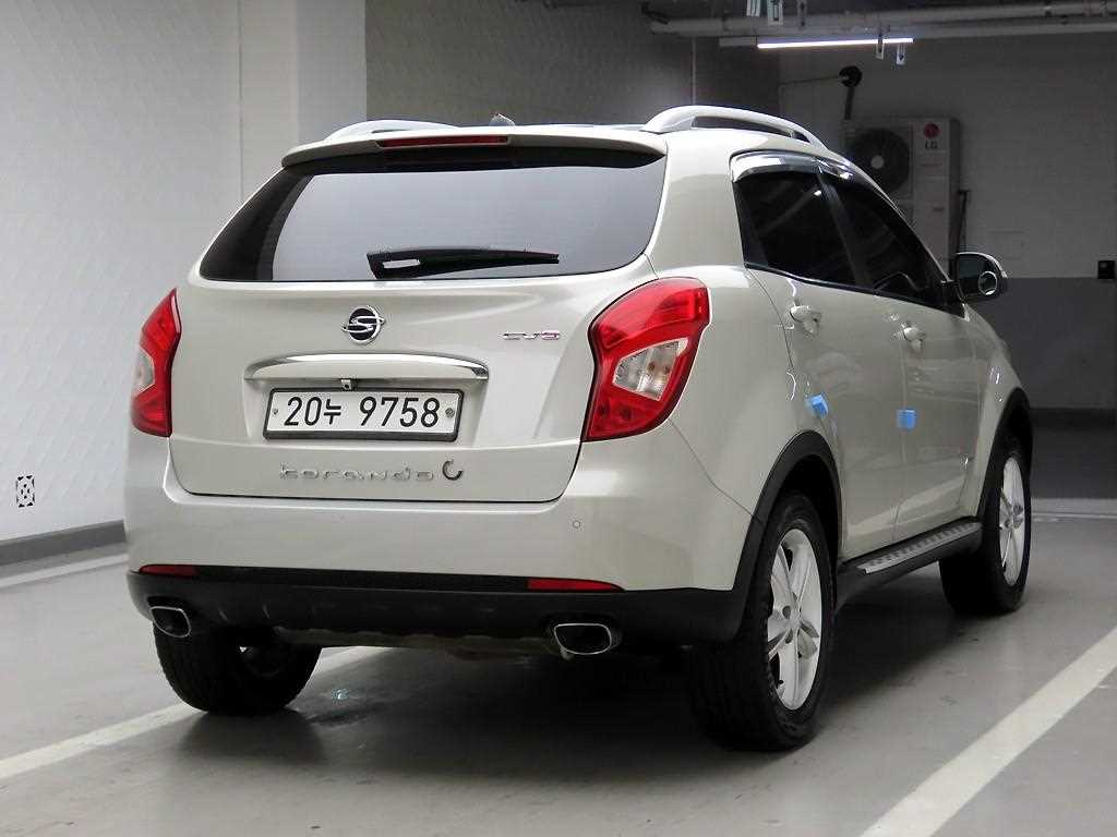 Ssangyong Korando - Vista 4