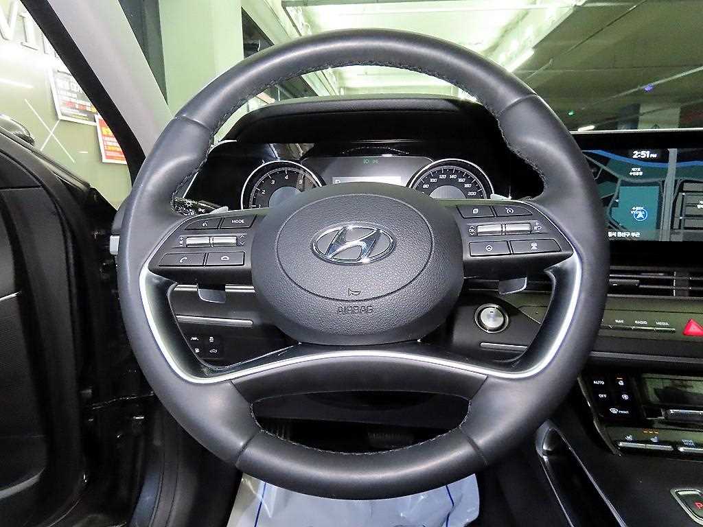 HYUNDAI Grandeur - Vista 8