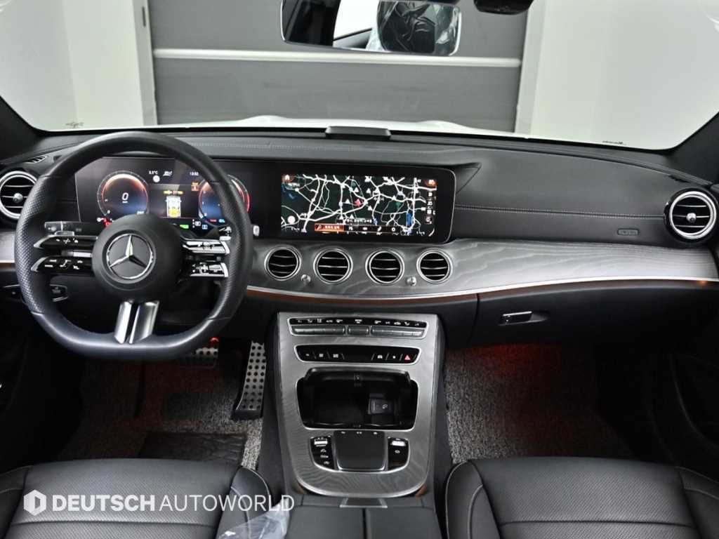 Mercedes Benz E class - Vista 7