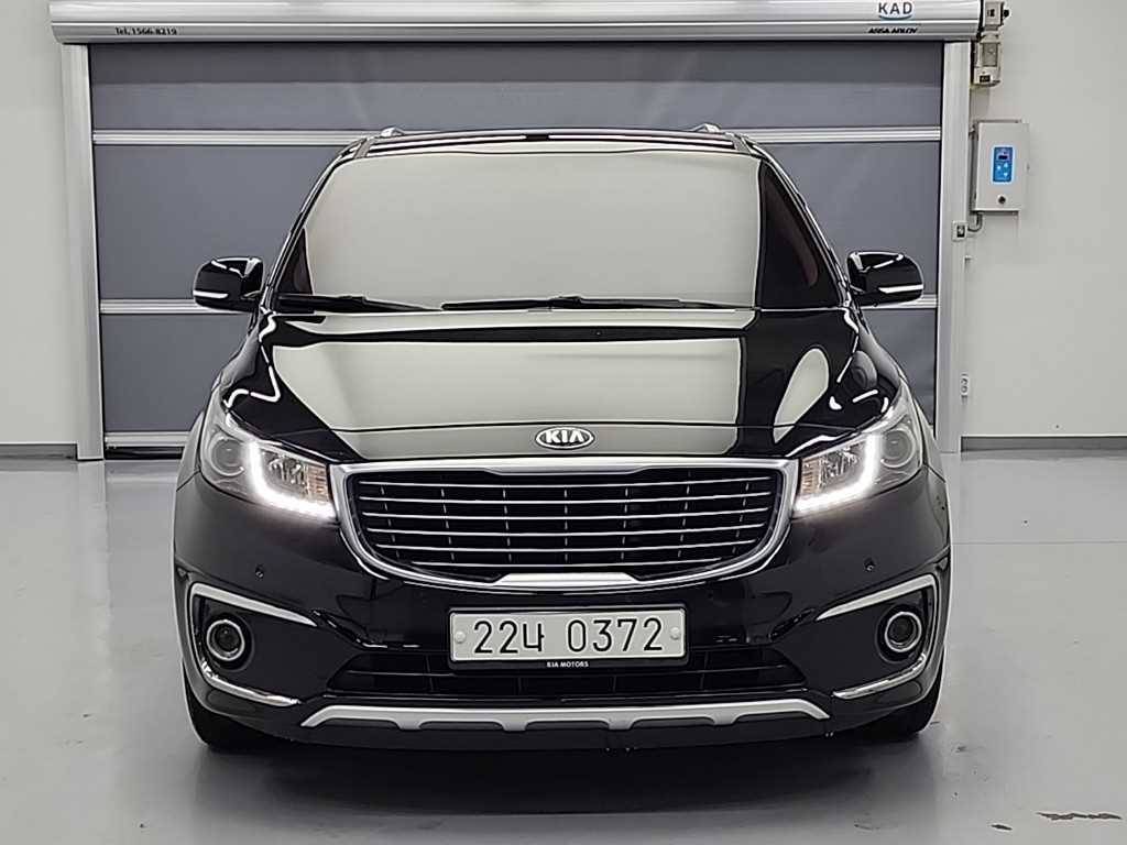 KIA Carnival - Vista 2
