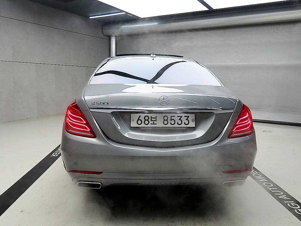 Mercedes Benz S Class - Vista 3