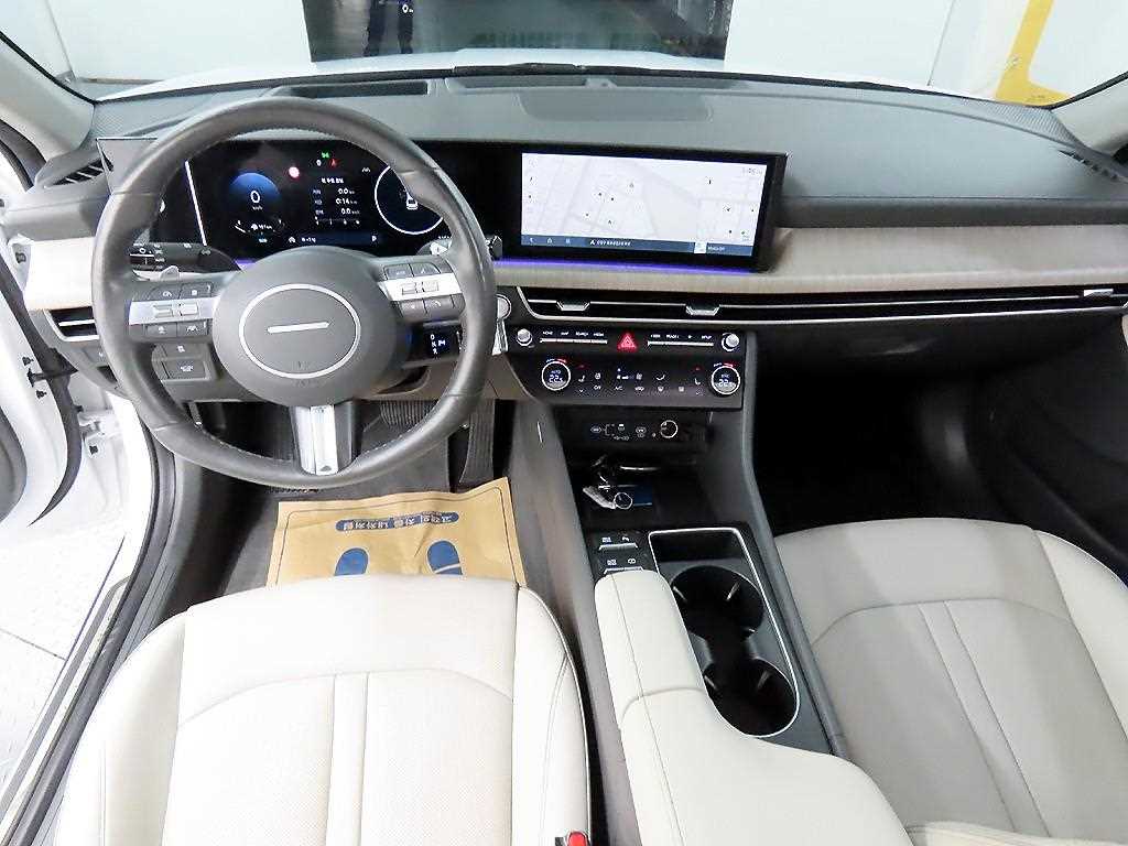 HYUNDAI Sonata - Vista 7