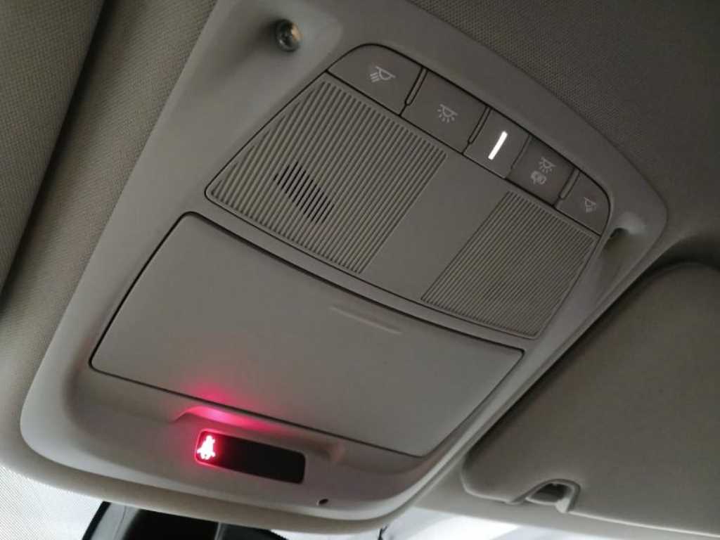 SAMSUNG QM6 2020 Blanco - Importación desde Corea - HF Imports Iquique - Foto 16