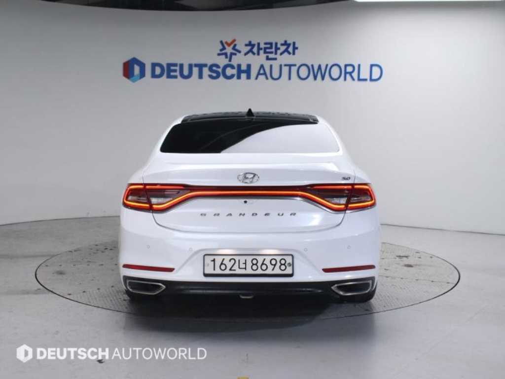 HYUNDAI Grandeur - Vista 4