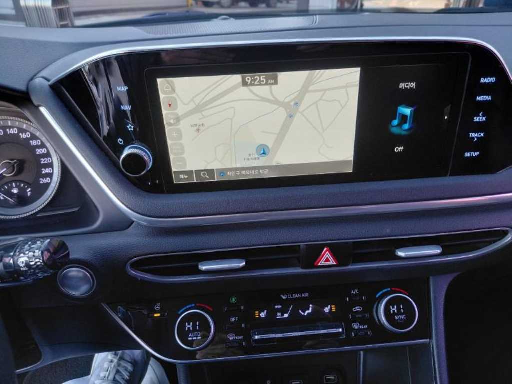 HYUNDAI Sonata - Vista 6