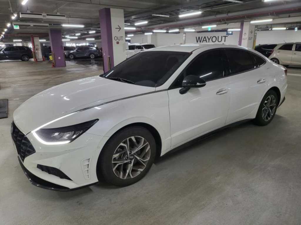 HYUNDAI Sonata 2022 Blanco - Importación desde Corea - HF Imports Iquique - Foto 1