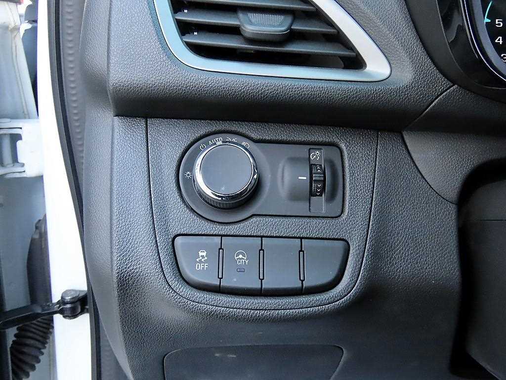 Chevrolet Spark - Vista 12