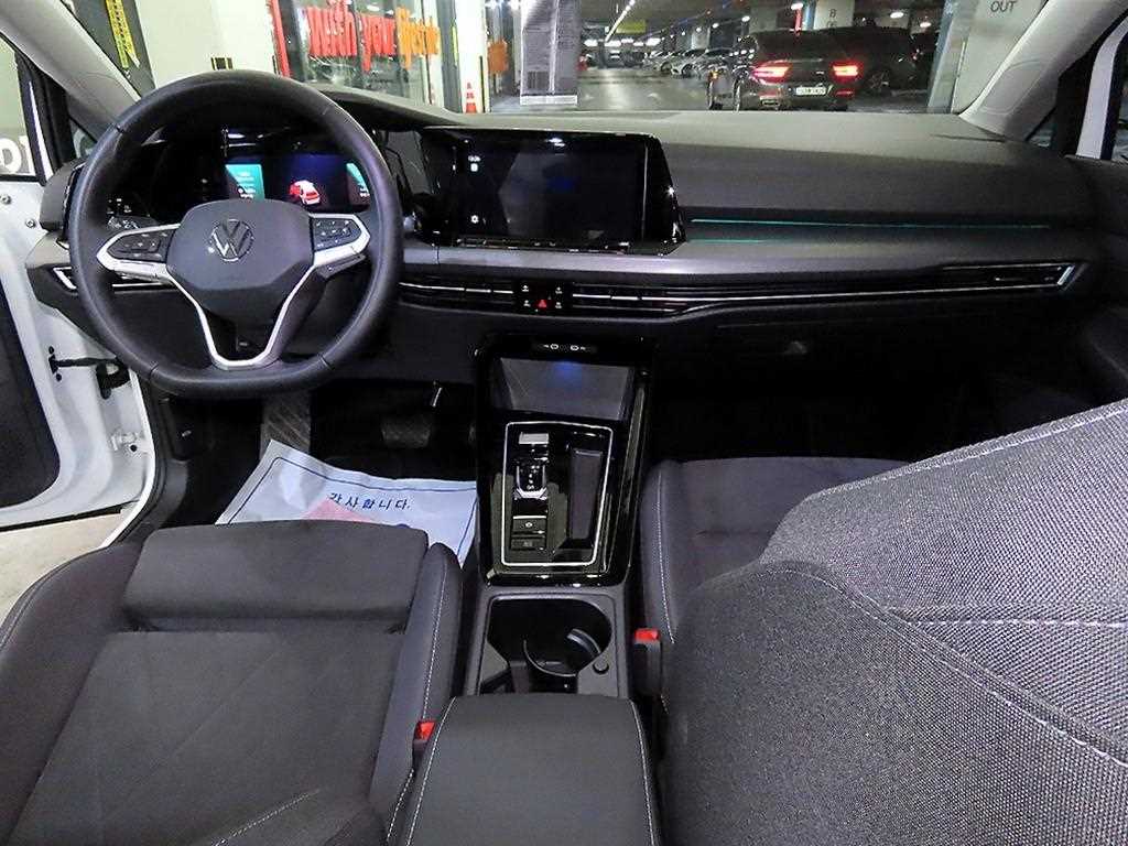 Volkswagen Golf - Vista 10