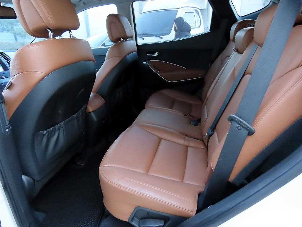 HYUNDAI Santa Fe - Vista 6