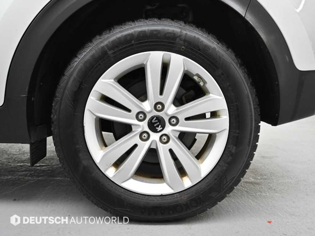 KIA Sportage - Vista 5