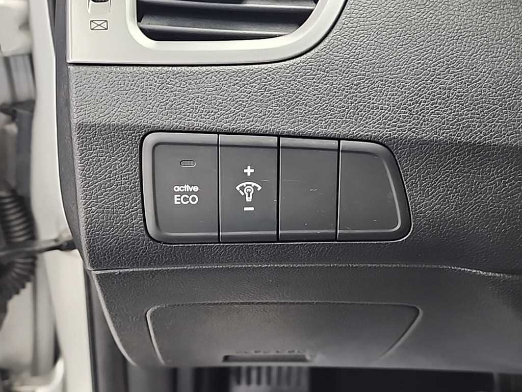 HYUNDAI Avante 2012 Gris - Importación desde Corea - HF Imports Iquique - Foto 14