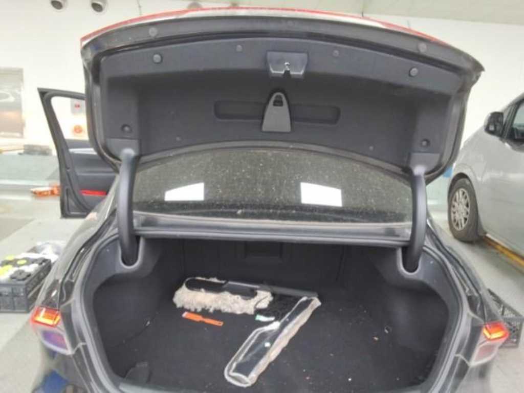 HYUNDAI Grandeur - Vista 11