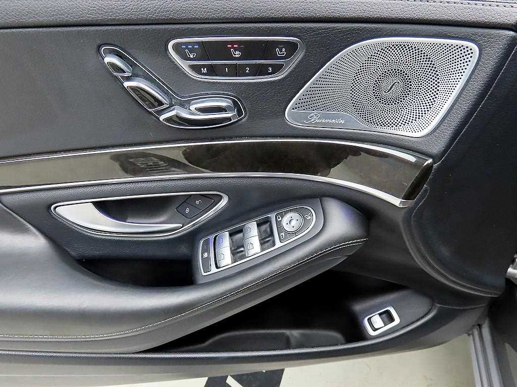 Mercedes Benz S Class - Vista 11
