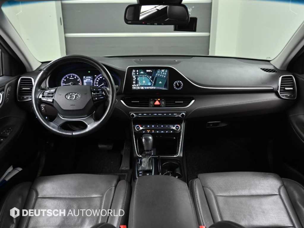 HYUNDAI Grandeur - Vista 8