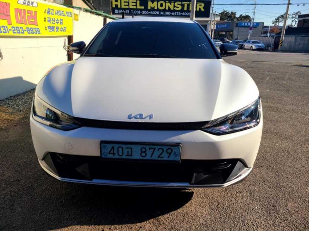 KIA EV6 2022 Blanco - Importación desde Corea - HF Imports Iquique - Foto 1