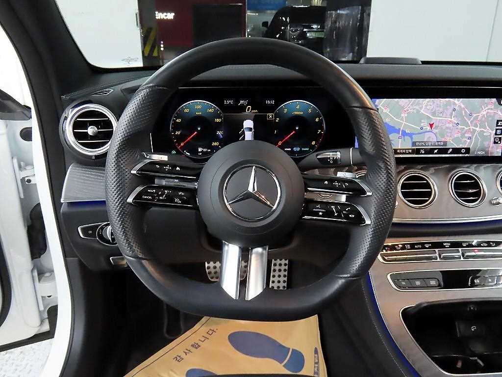 Mercedes Benz E class - Vista 9