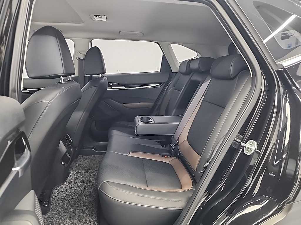 KIA Seltos - Vista 12