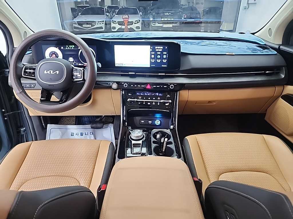 KIA Carnival - Vista 7