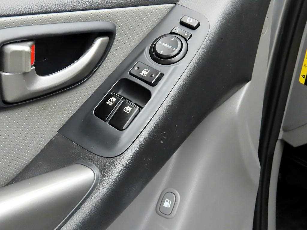 HYUNDAI Starex - Vista 10