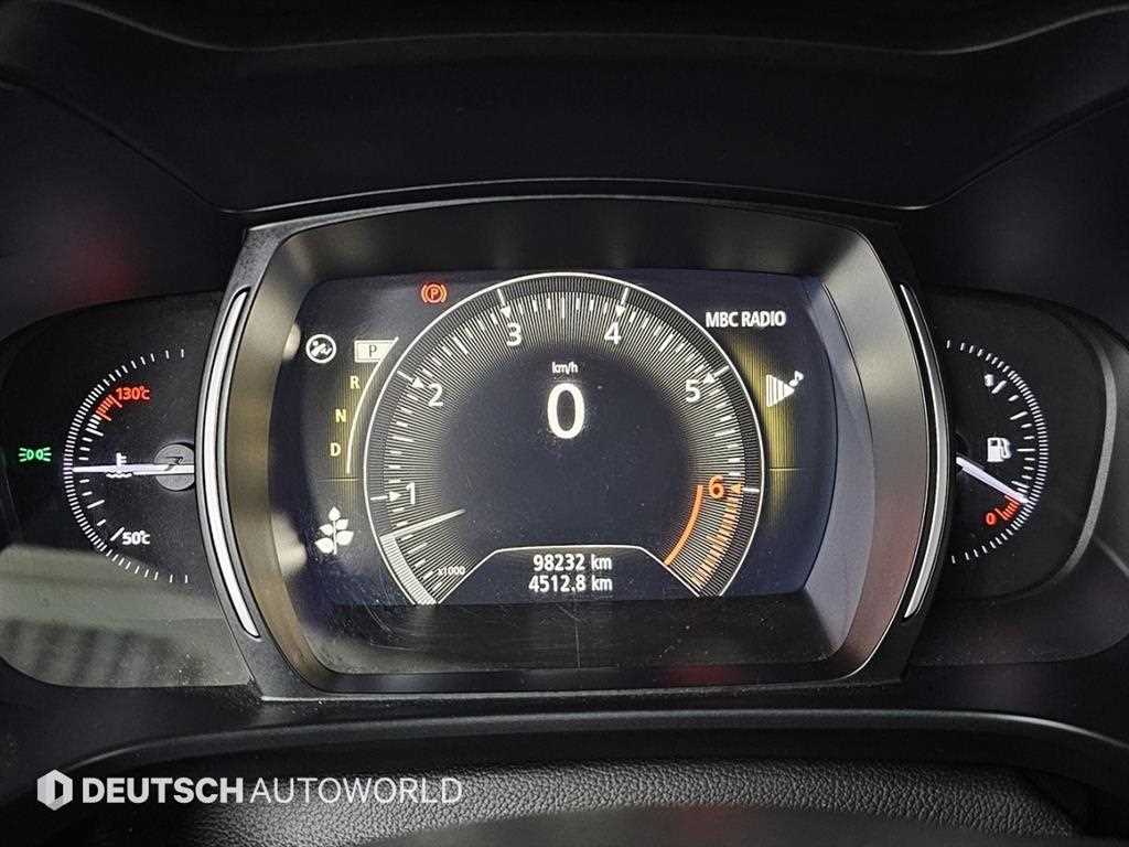 SAMSUNG QM6 - Vista 8