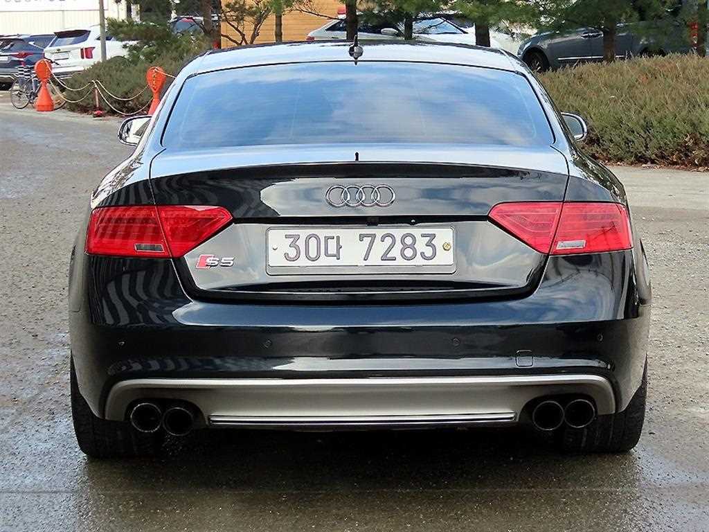 Audi S5 - Vista 4