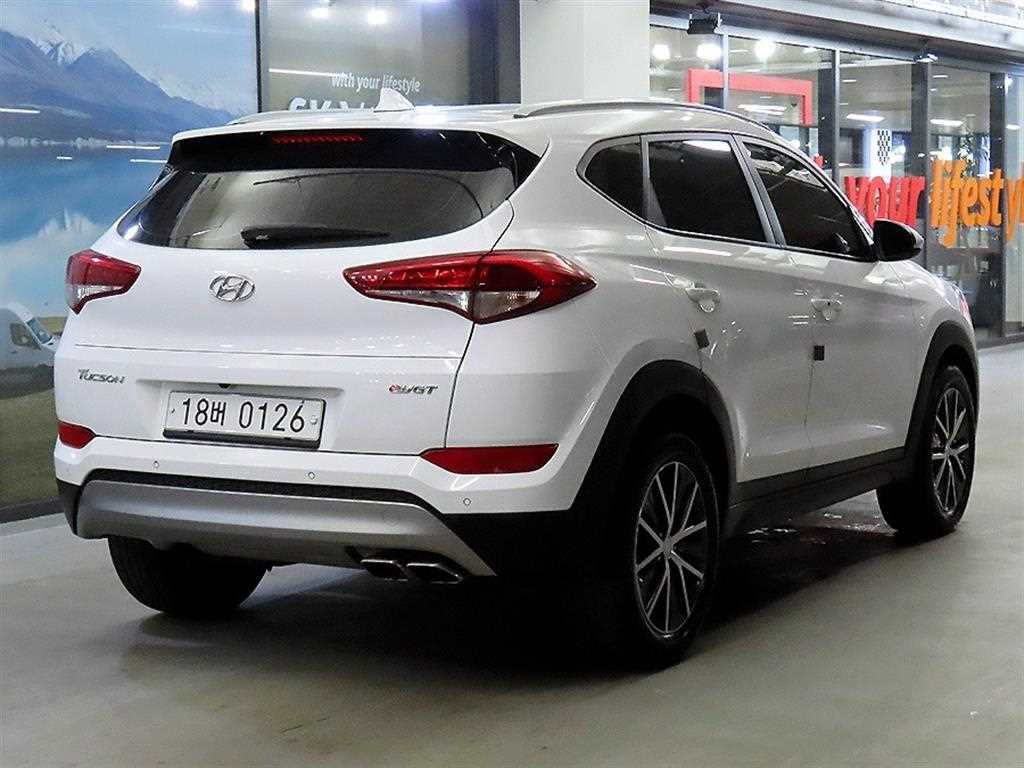 HYUNDAI Tucson - Vista 4