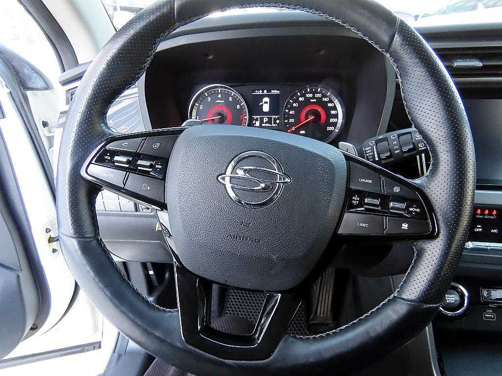 Ssangyong Korando - Vista 8