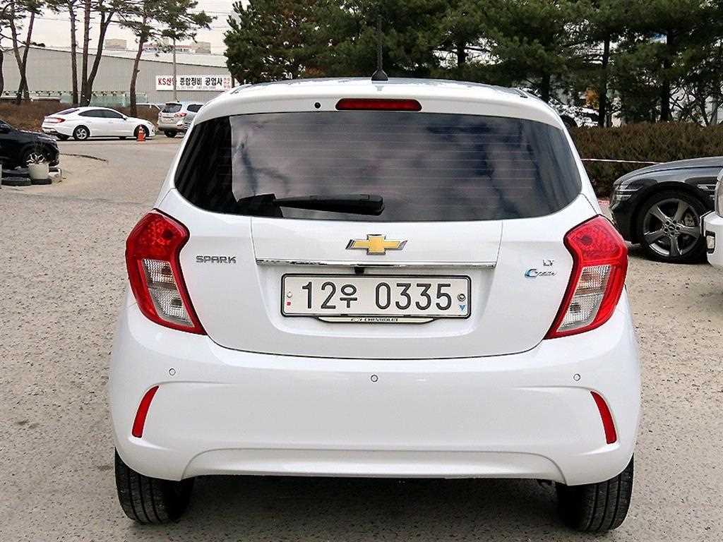 Chevrolet Spark - Vista 4