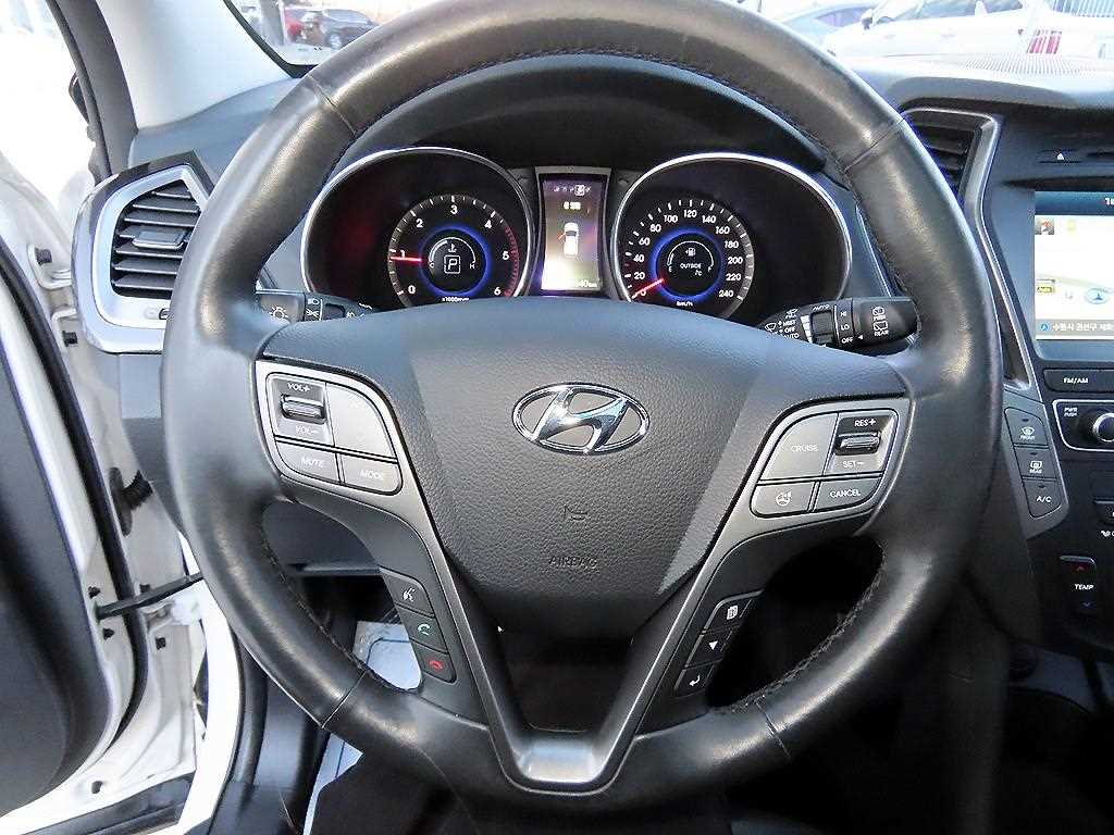 HYUNDAI Santa Fe - Vista 8