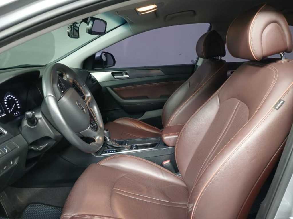 HYUNDAI Sonata - Vista 7