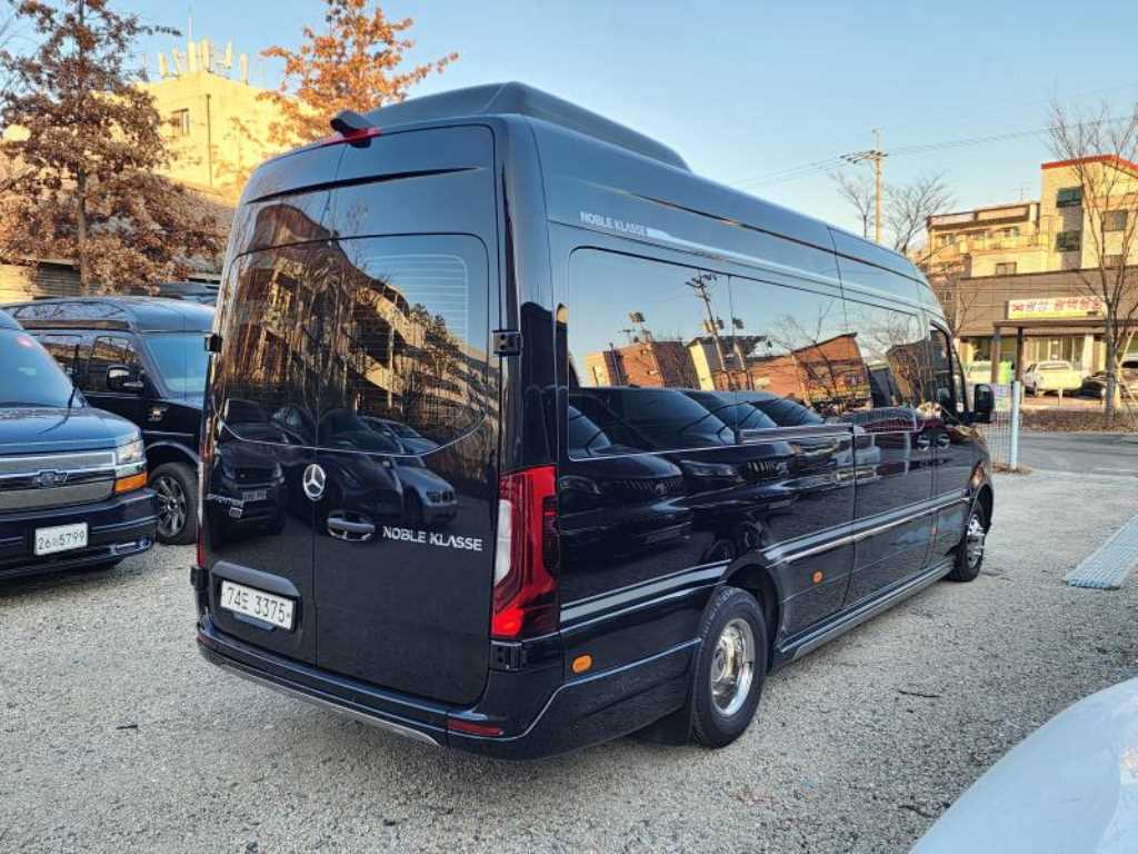 Mercedes Benz Sprinter - Vista 4