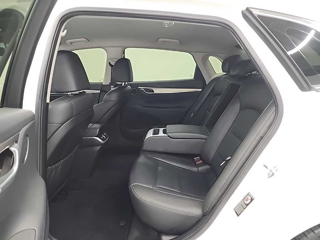 HYUNDAI Grandeur - Vista 12