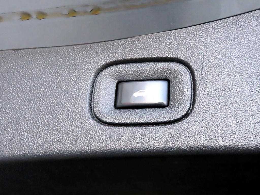 SAMSUNG QM6 2019 Gris - Importación desde Corea - HF Imports Iquique - Foto 18