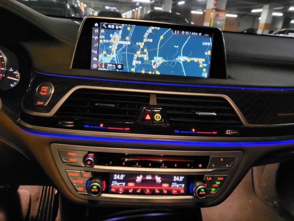 BMW 7 Series - Vista 11