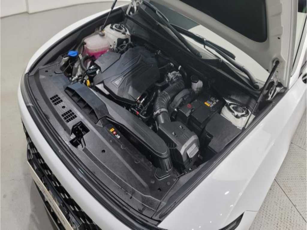 HYUNDAI Grandeur - Vista 11