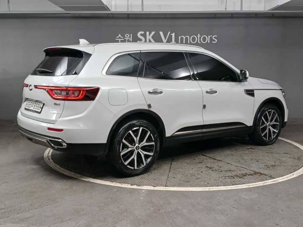 SAMSUNG QM6 - Vista 4