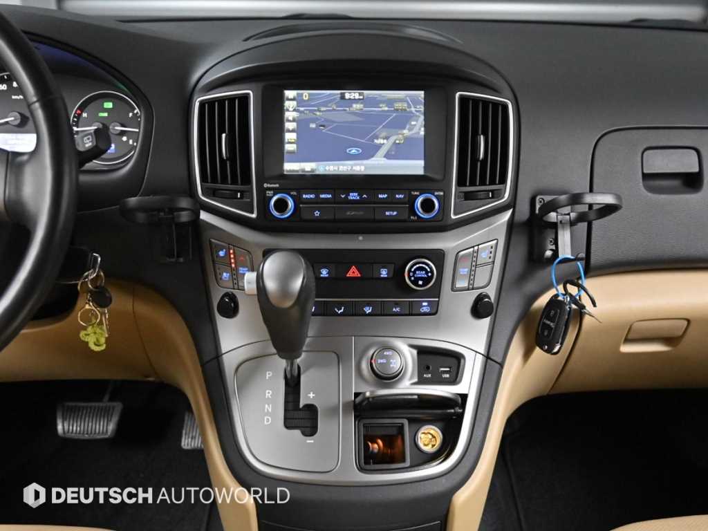 HYUNDAI Starex 2019 Negro - Importación desde Corea - HF Imports Iquique - Foto 14