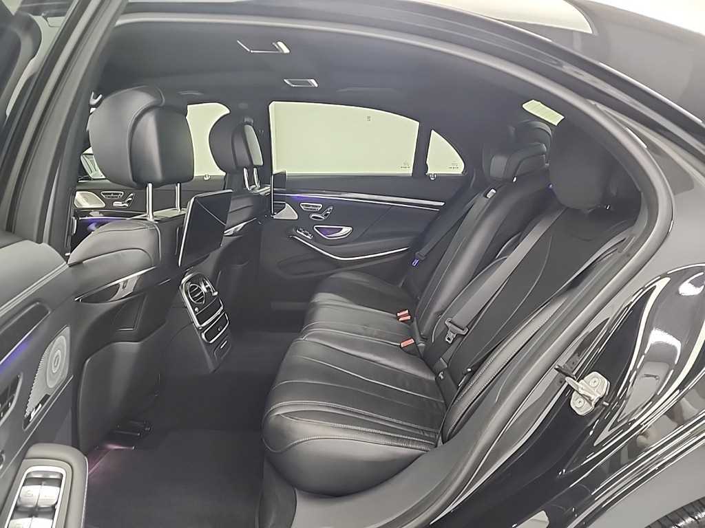 Mercedes Benz S Class - Vista 12