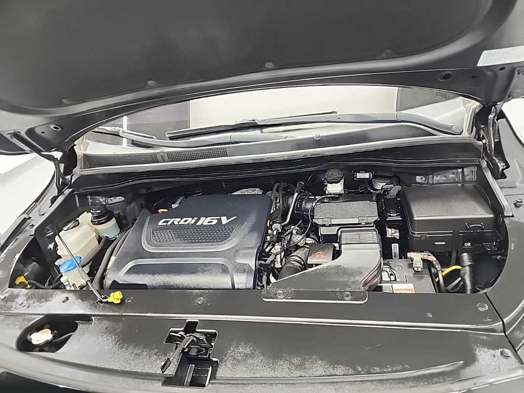 KIA Carnival - Vista 5