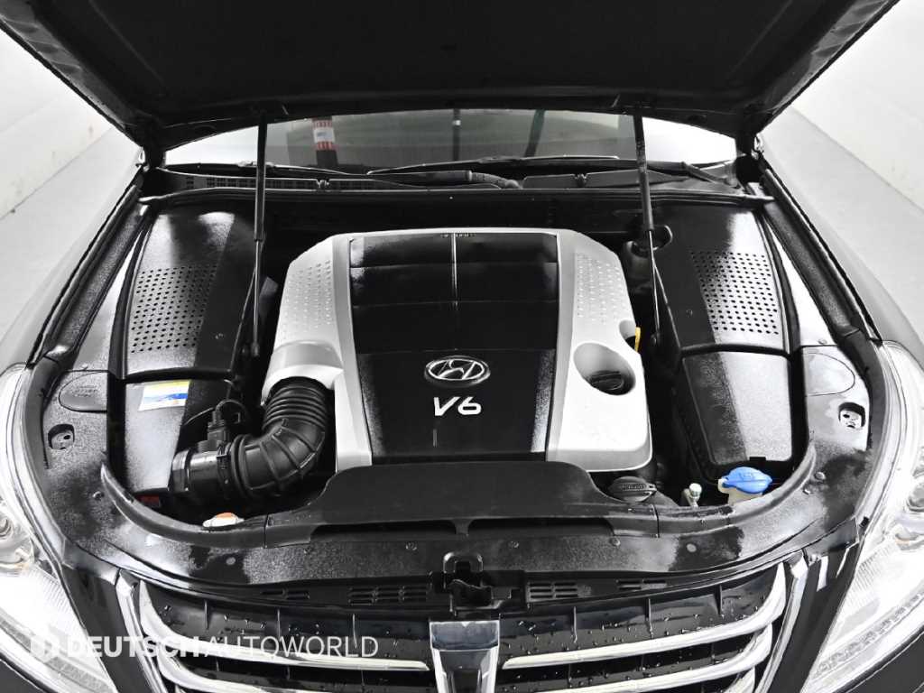 HYUNDAI Equus - Vista 6