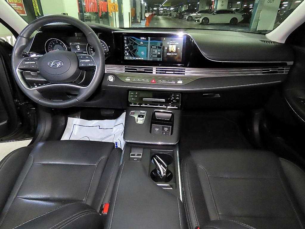 HYUNDAI Grandeur - Vista 10