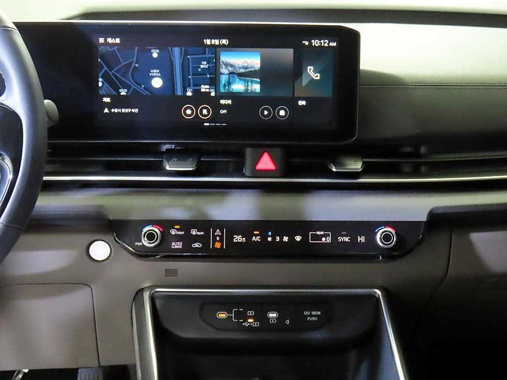 KIA Carnival - Vista 11