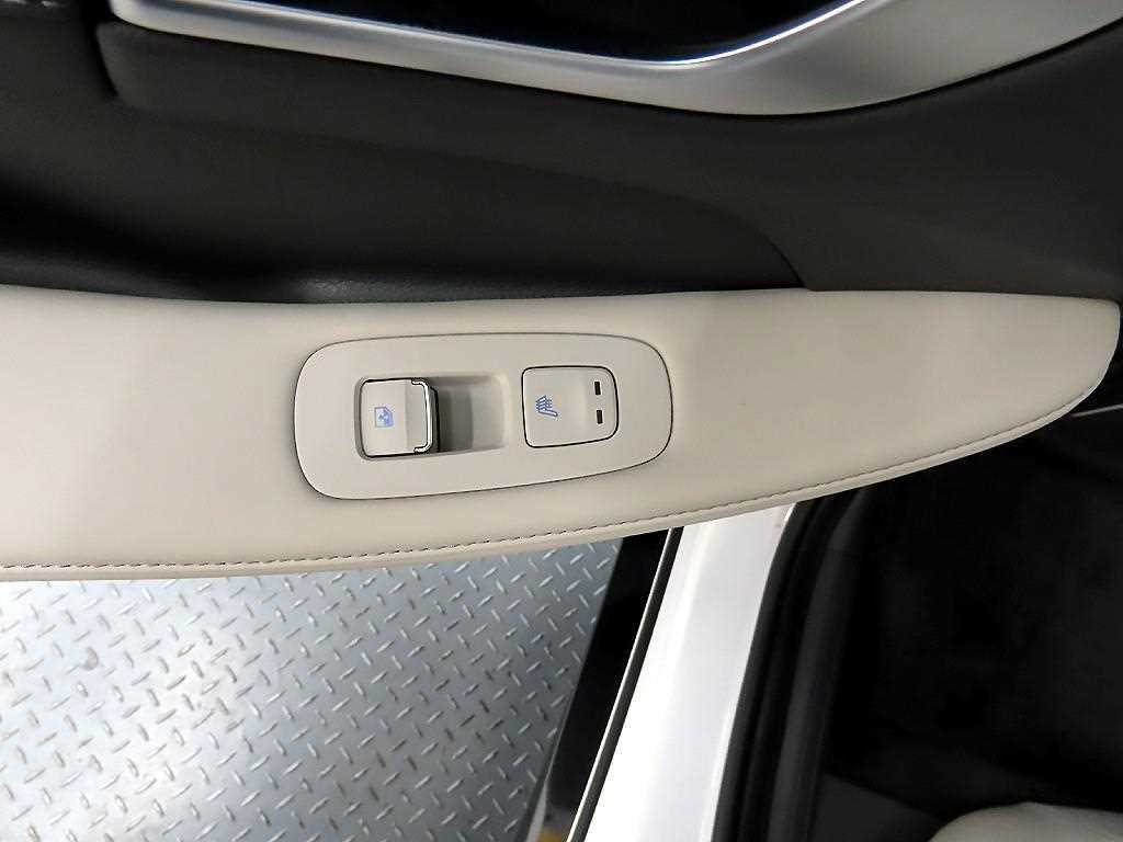 HYUNDAI Sonata - Vista 12