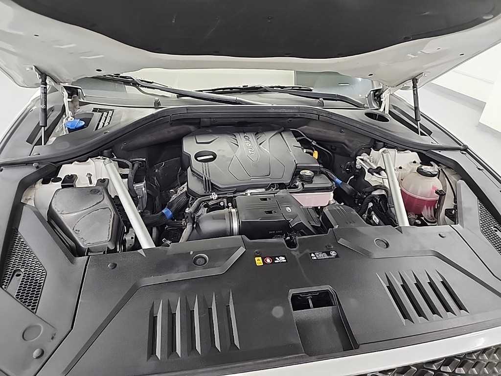 Genesis GV70 - Vista 5