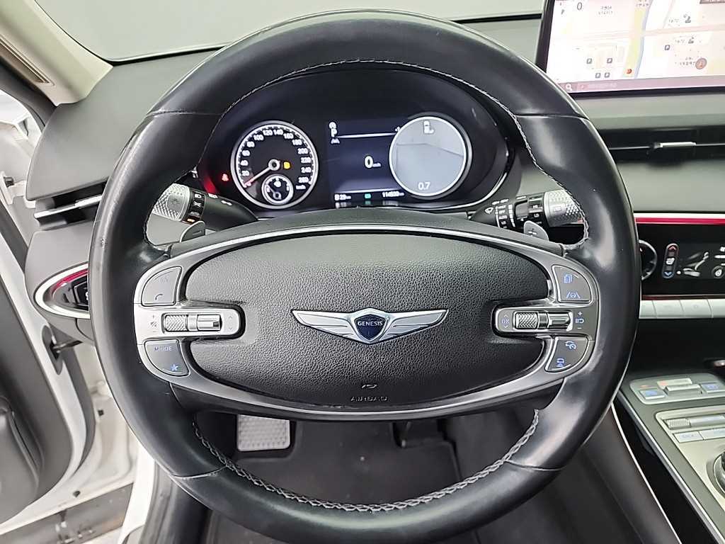 Genesis GV70 - Vista 9