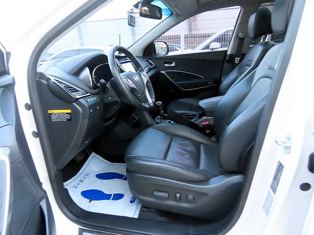 HYUNDAI Santa Fe - Vista 5