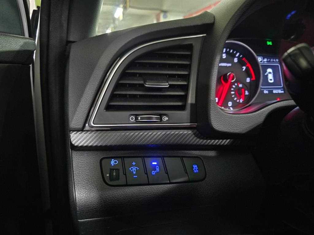 HYUNDAI Avante 2018 Verde - Importación desde Corea - HF Imports Iquique - Foto 13